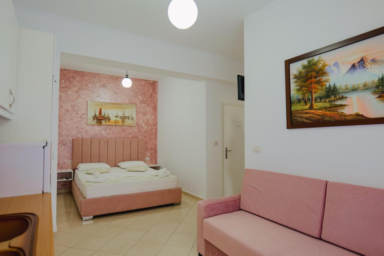 Eleni Guest House Sarande Ngoại thất bức ảnh