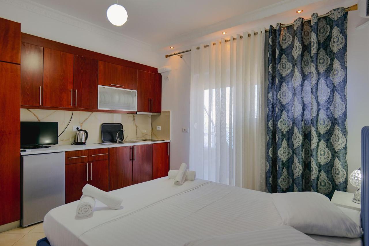 Eleni Guest House Sarande Ngoại thất bức ảnh