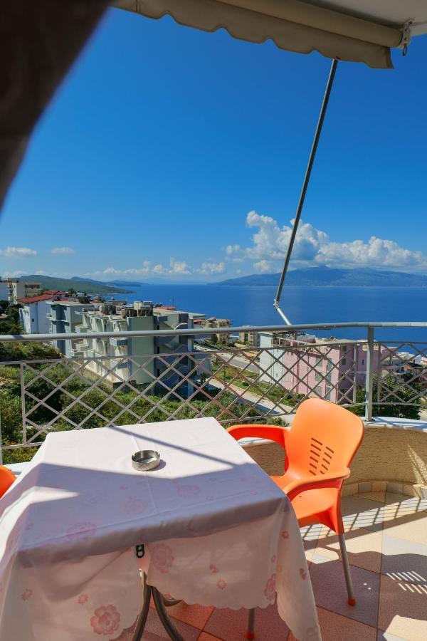 Eleni Guest House Sarande Ngoại thất bức ảnh