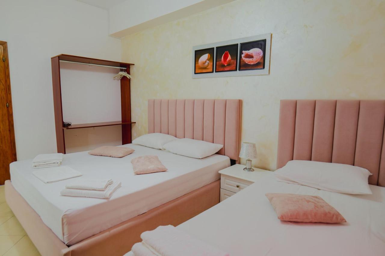 Eleni Guest House Sarande Ngoại thất bức ảnh