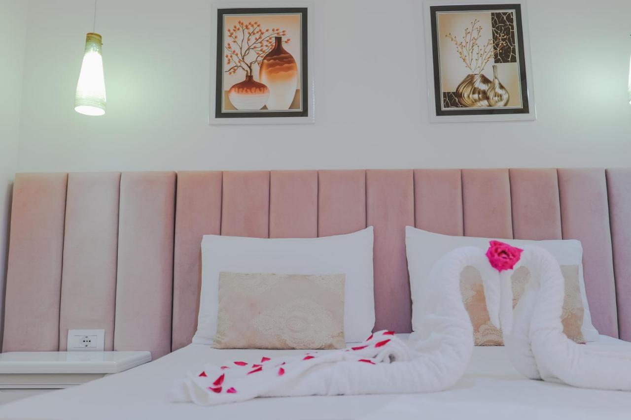 Eleni Guest House Sarande Ngoại thất bức ảnh
