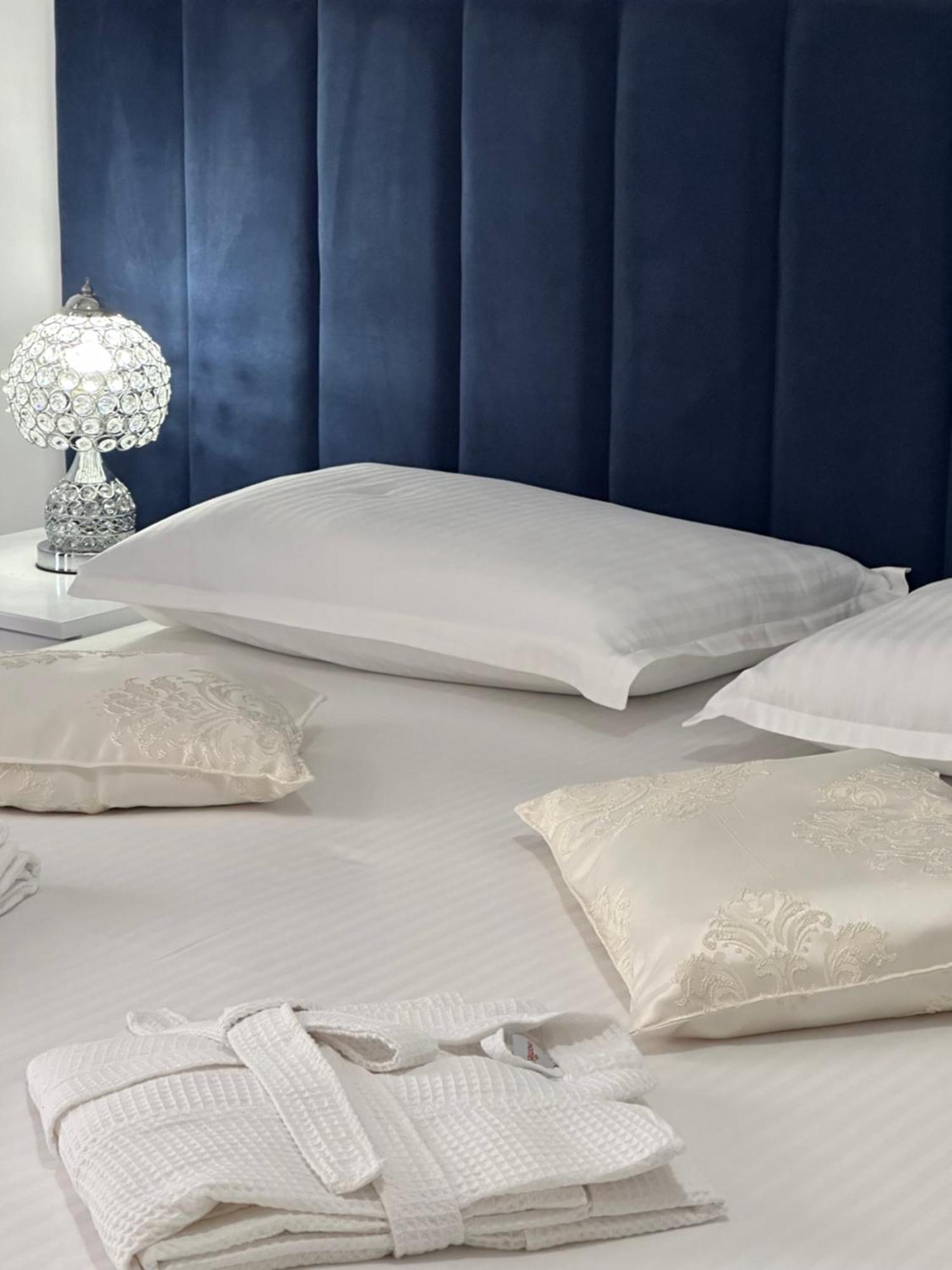 Eleni Guest House Sarande Ngoại thất bức ảnh
