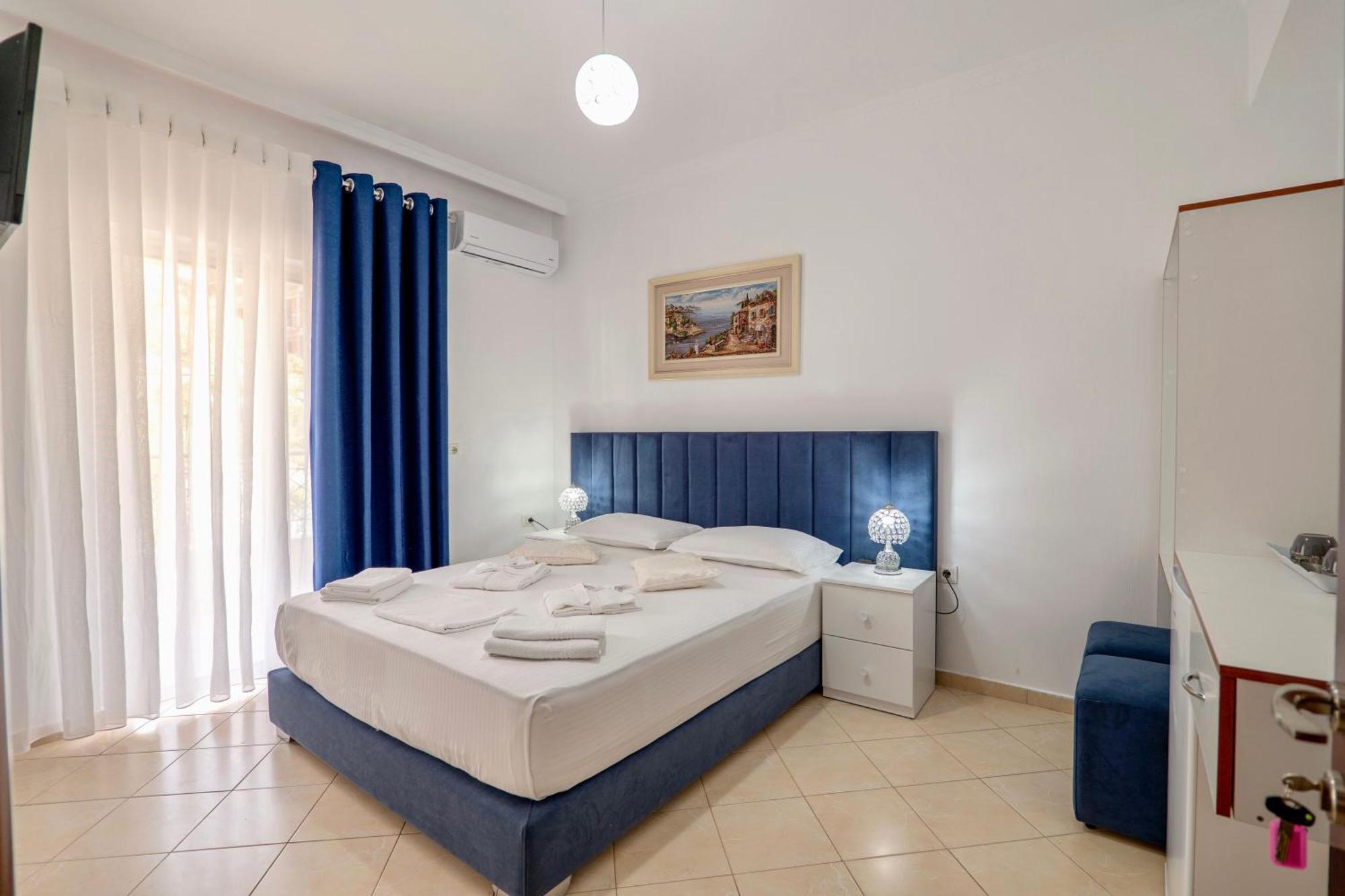 Eleni Guest House Sarande Ngoại thất bức ảnh