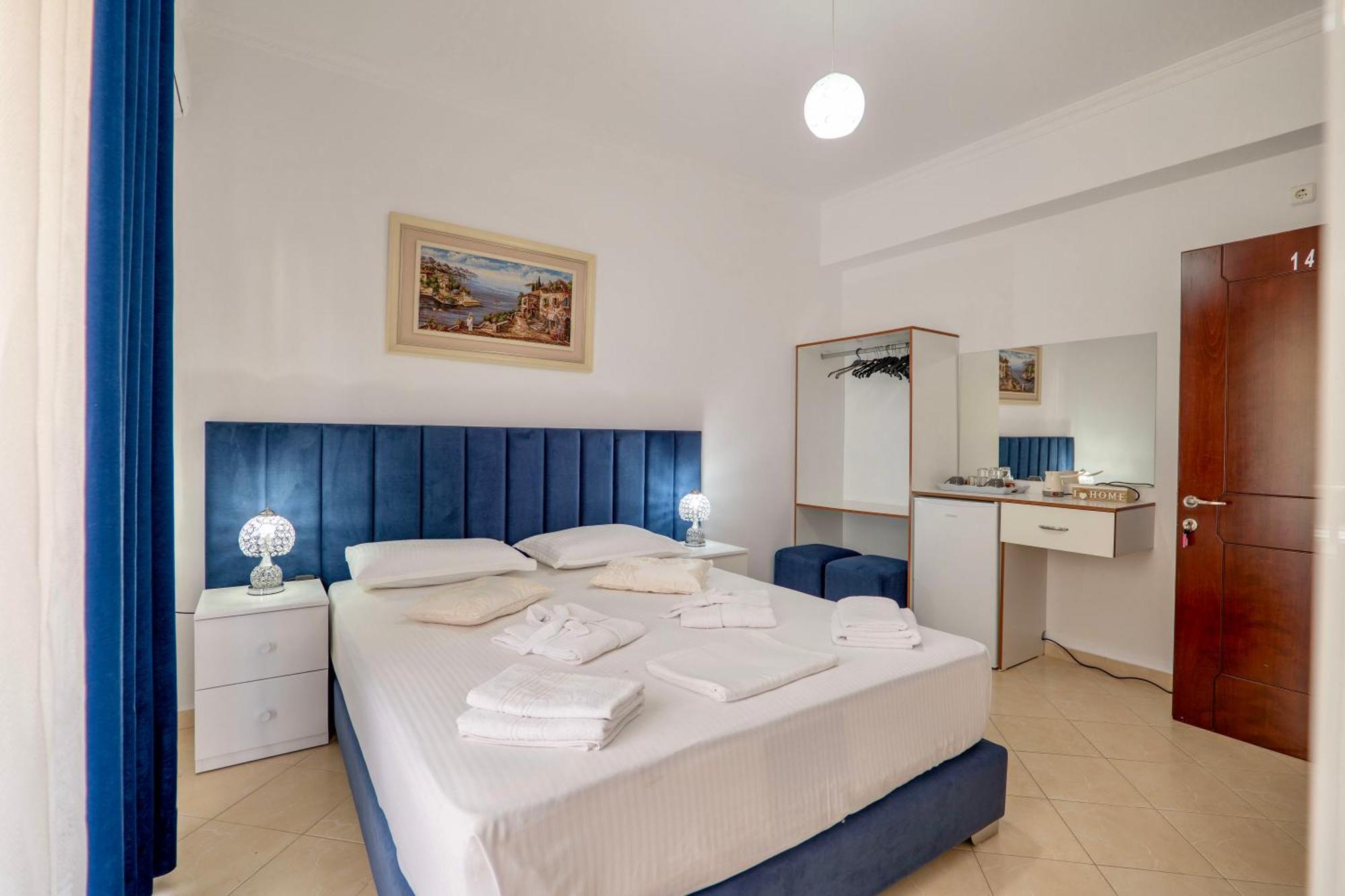 Eleni Guest House Sarande Ngoại thất bức ảnh