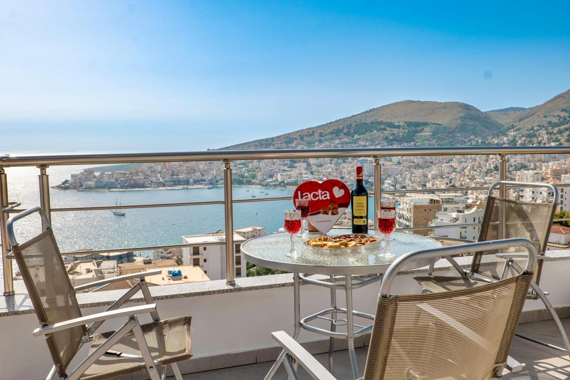 Eleni Guest House Sarande Ngoại thất bức ảnh